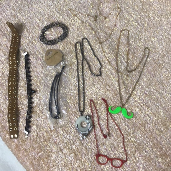 Jewelry - All necklaces in one price ❤️